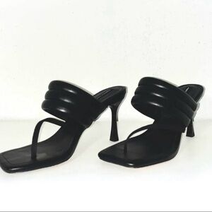 🔻French Connection Black Strappy Heels | Sz. 8 | Color: Black (NIB)